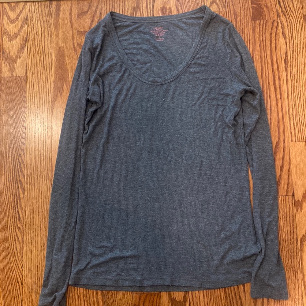 Majestic filatures grey ribbed love sleeved shirt